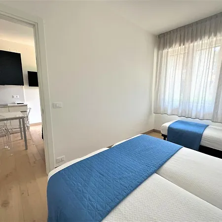 아파트 Great Flat In A With Garden