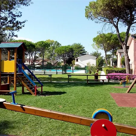 Great Flat In A With Garden Apartment Bibione