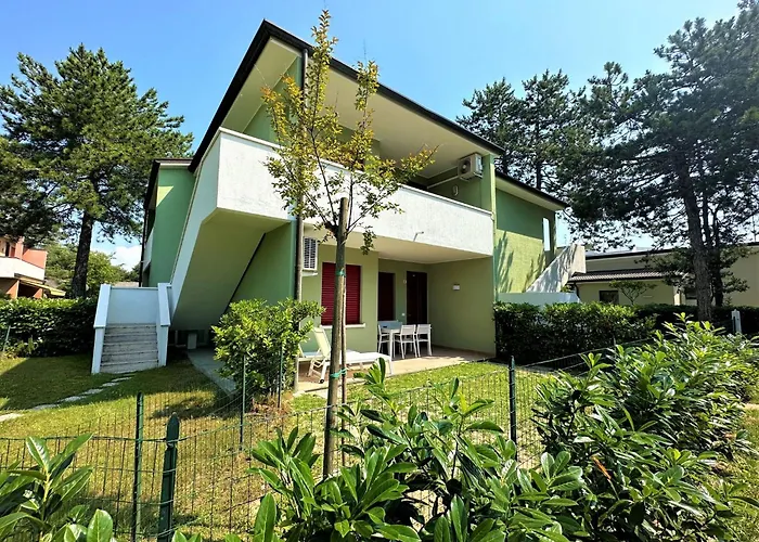 Апартаменти Great Flat In A With Garden