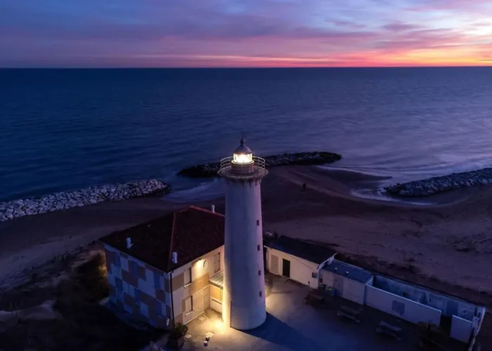 Daire Great Flat In A With Garden Bibione